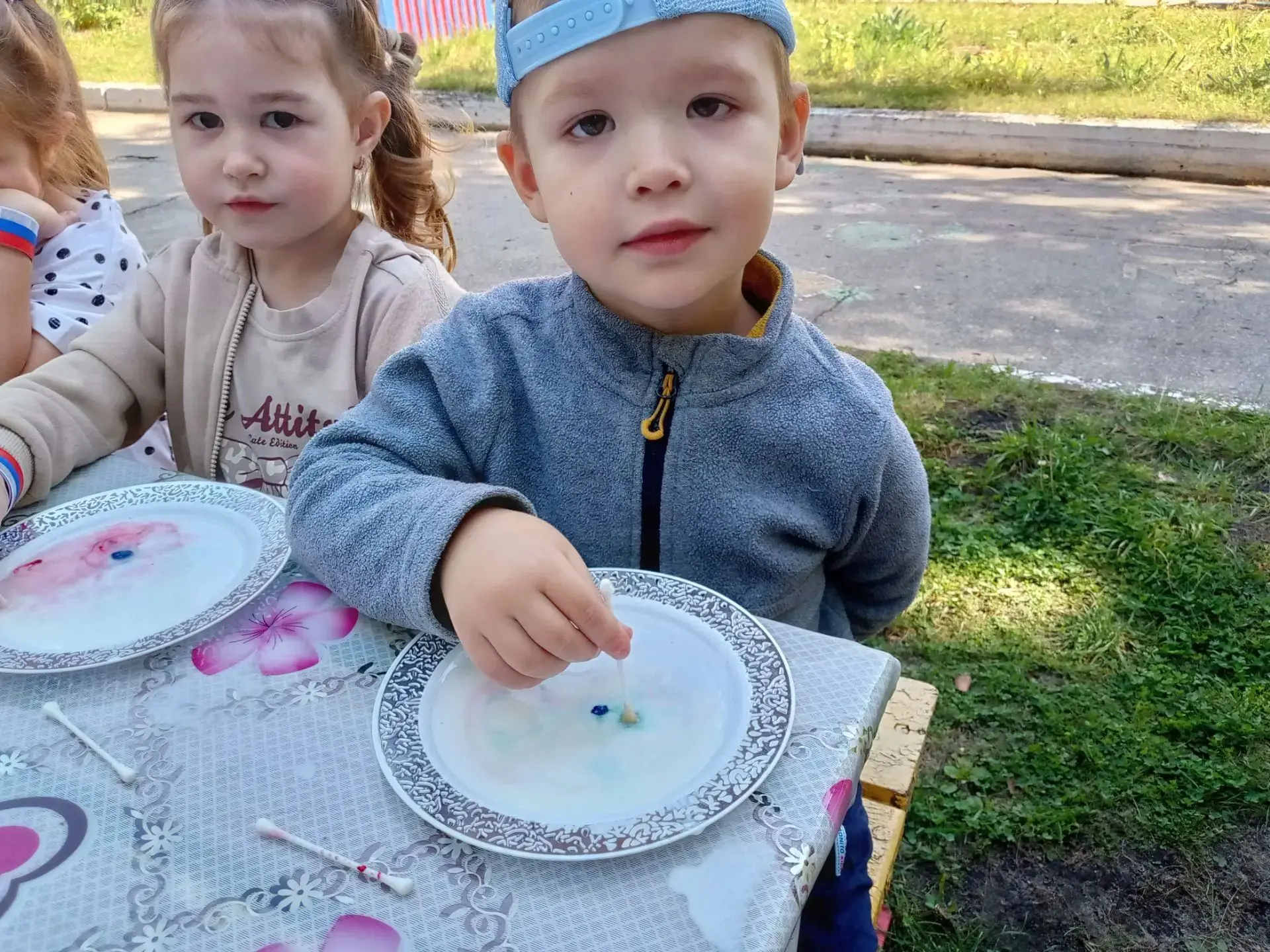 🇷🇺День Государственного флага в группе «Пчёлки»! 🇷🇺