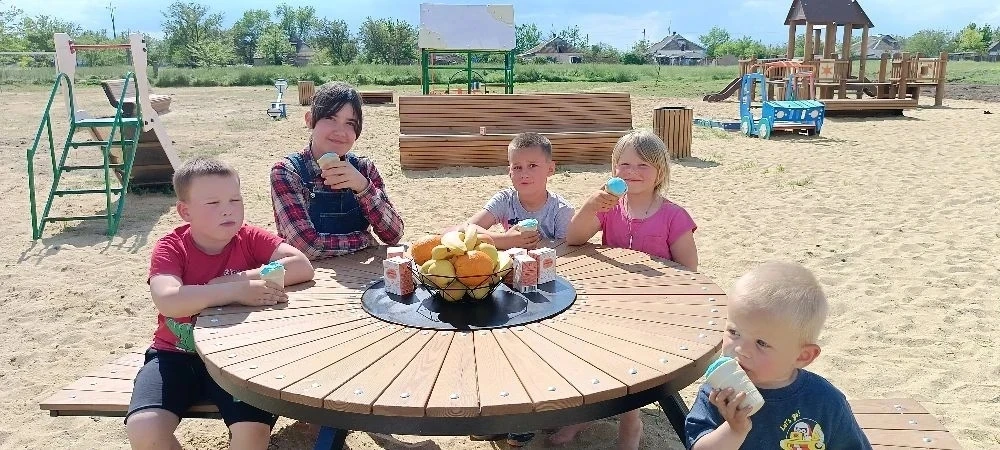 Красноподольская сельская библиотека провела для детей  игру-путешествие по станциям здоровья «Здоро