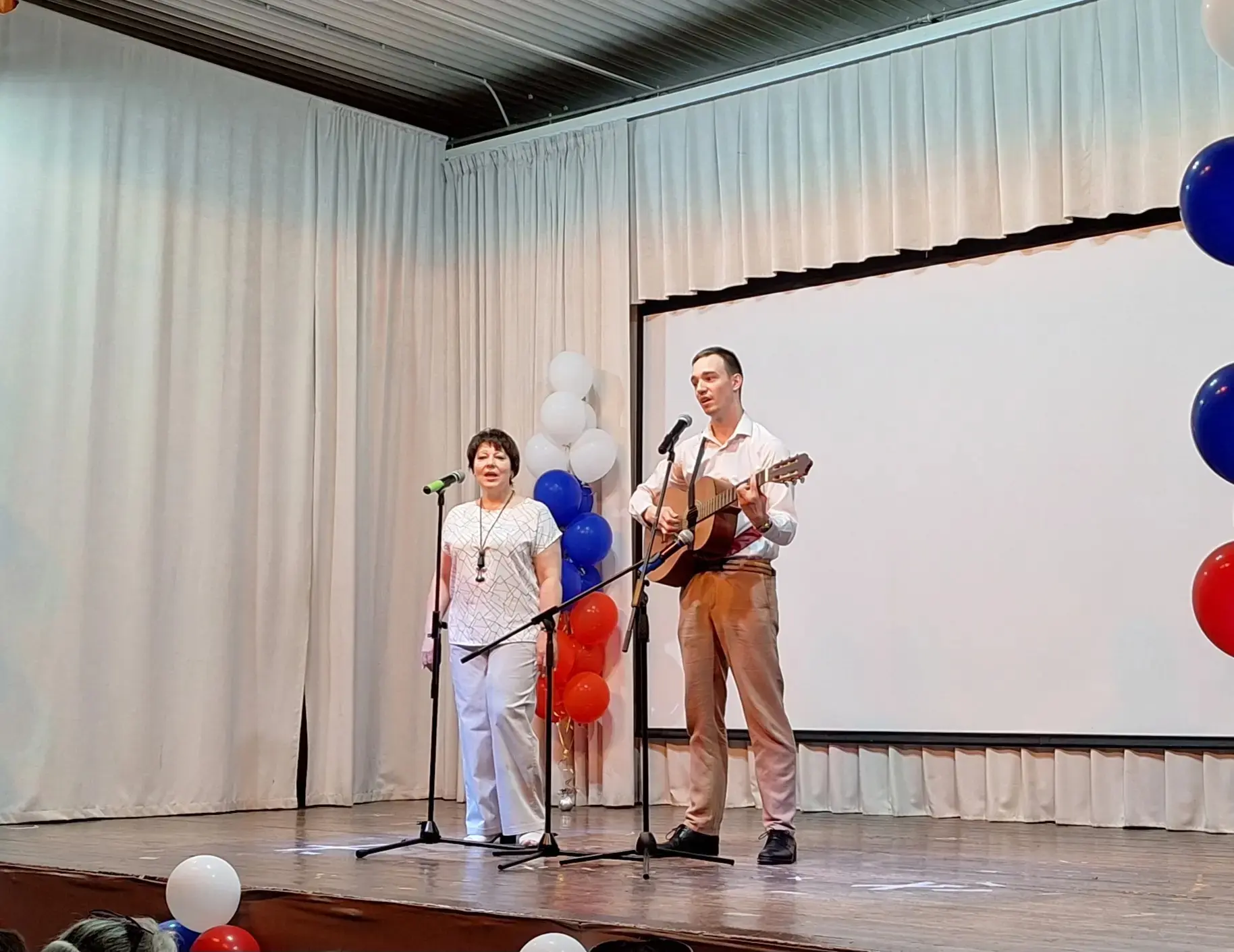 ➡ «ПЕДАГОГИ В ГЛАВНОЙ РОЛИ»  📍В стенах лицея №7 прошёл городской конкурс художественной самодеятельн