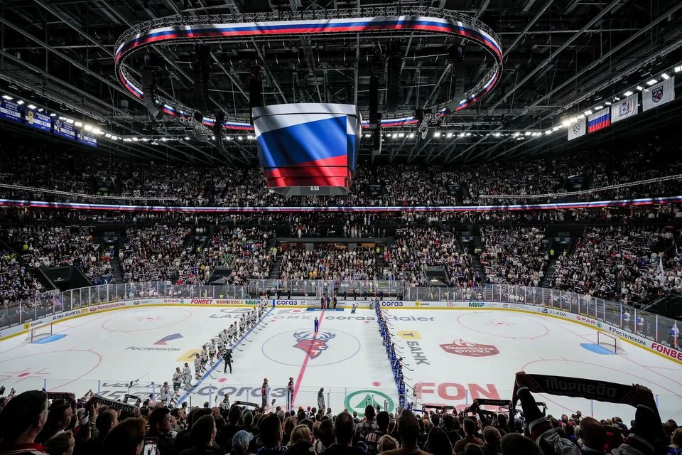 «Ак Барс» проиграл «Торпедо» в матче регулярного чемпионата КХЛ. Встреча в Нижнем Новго...