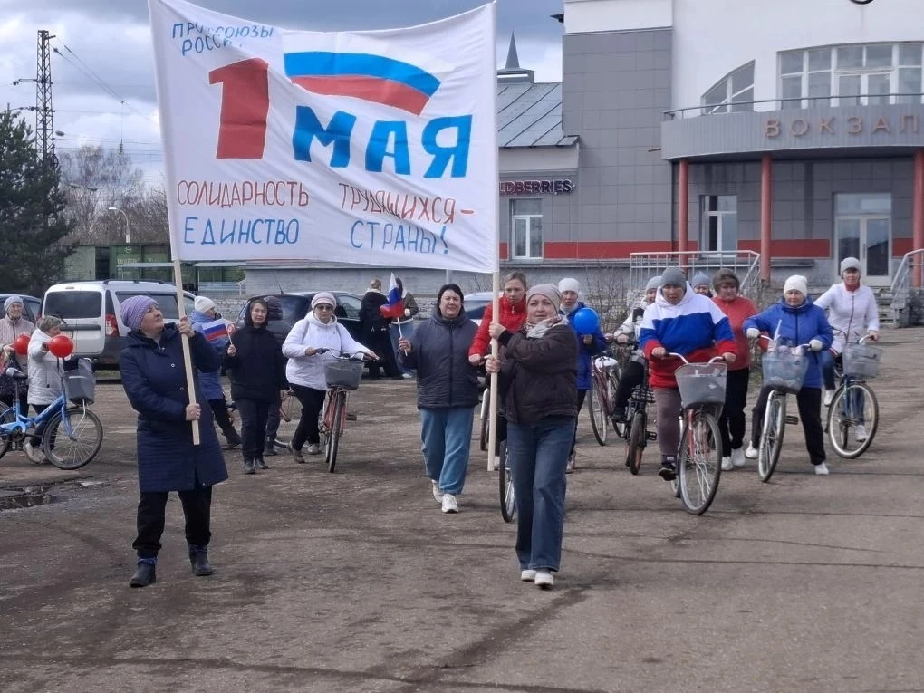 🚴‍♂️ Сотрудники ГБУ "КЦСОН Тоншаевского муниципального округа" — в велопробеге!