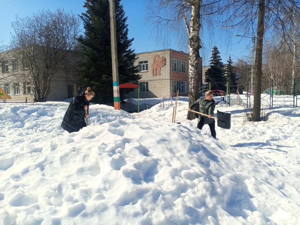 🏡Первый весенний субботник!!!