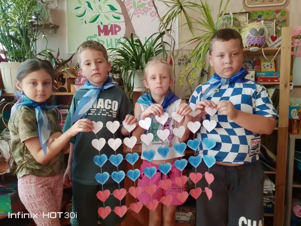 ❤️🇷🇺 Флаг России: любовь к Родине в каждом сердечке!