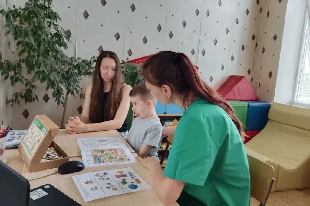 Запускаем речь вместе: практикум для родителей в филиале Центра в р.п. Красные Баррикады
 
Сегодня в