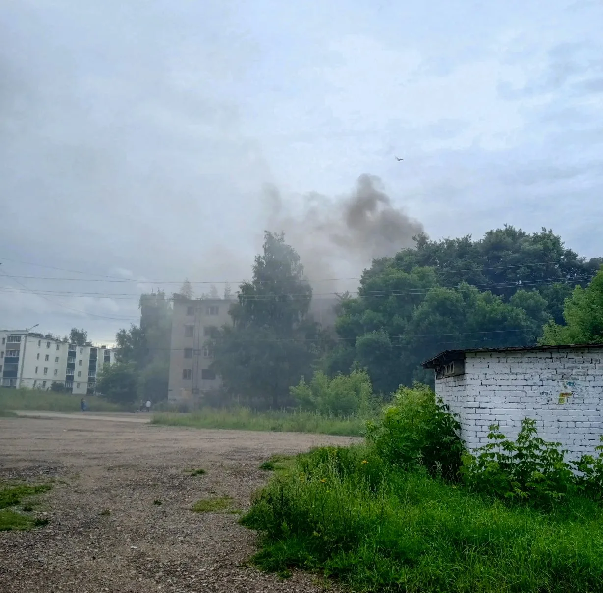 Очередной пожар в заброшенном девятом общежитии.