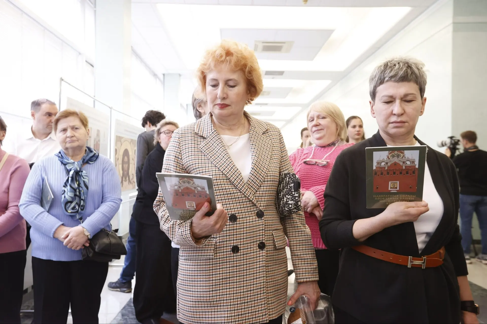 Открыли в Государственной Думе подготовленную нашим Комитетом выставку о возвращении надвратных икон