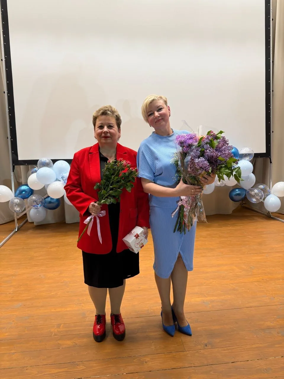 « 8 лет- полет нормальный!».
