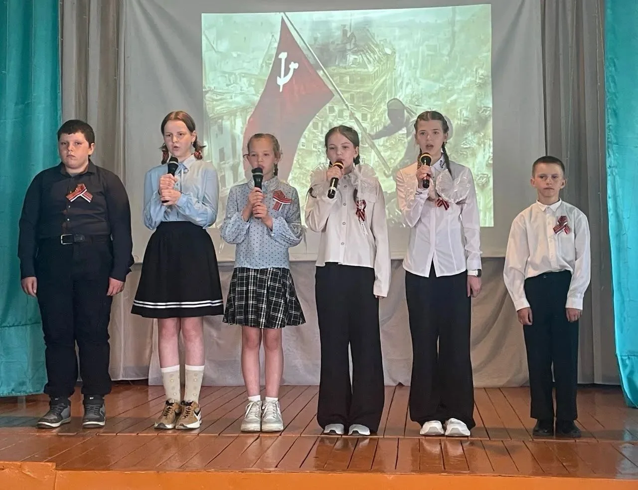 В Курайском Доме культуры прошёл праздничный концерт ко Дню Победы  В Курайском Доме культуры состоя