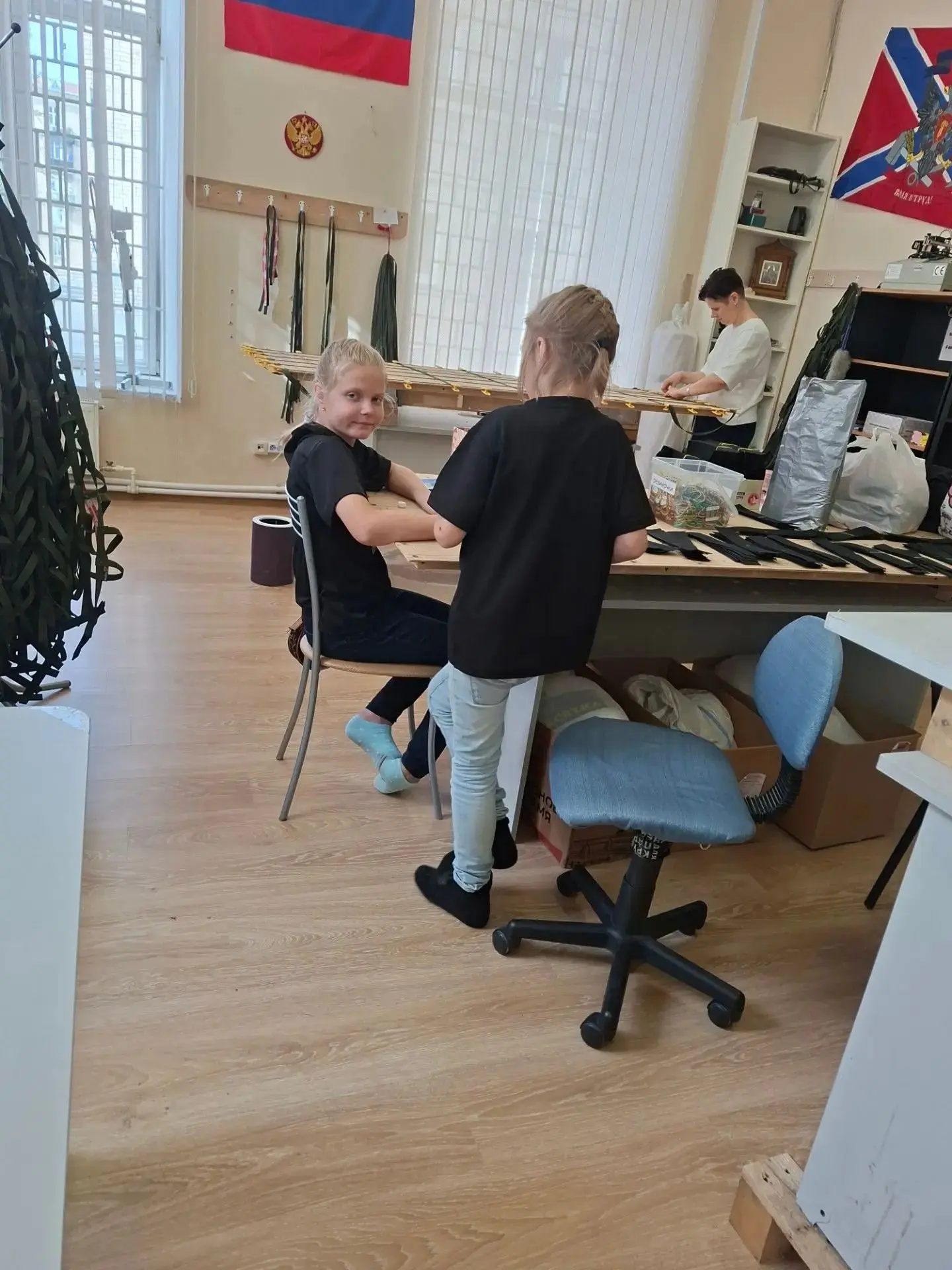 Очередная экскурсия в пошивочный цех БАНО «Золотые руки Ангела»