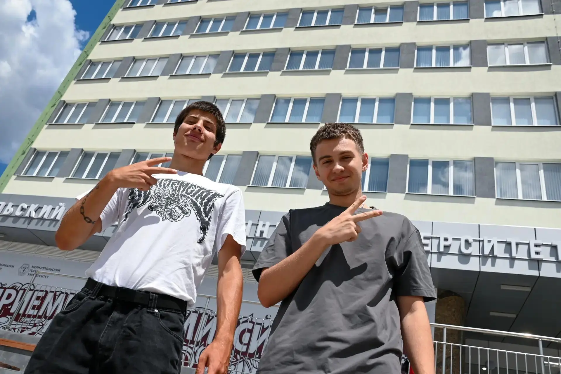 📸 Первые лица Приемной кампании — 2026: ловите порцию искренних эмоций из стен МелГУ

Приемная камп