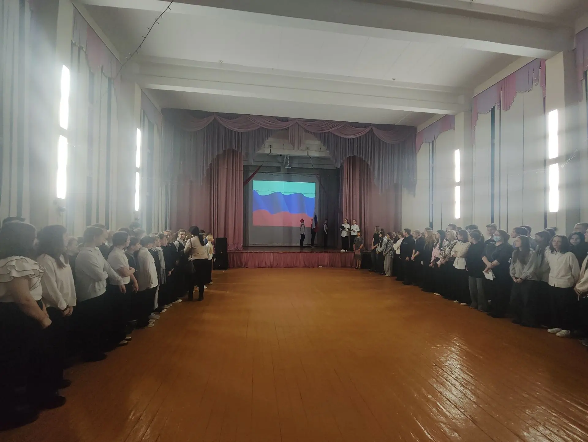 По инициативе президента Российской федерации В.В. Путина  2026 год провозглашен Годом единства наро