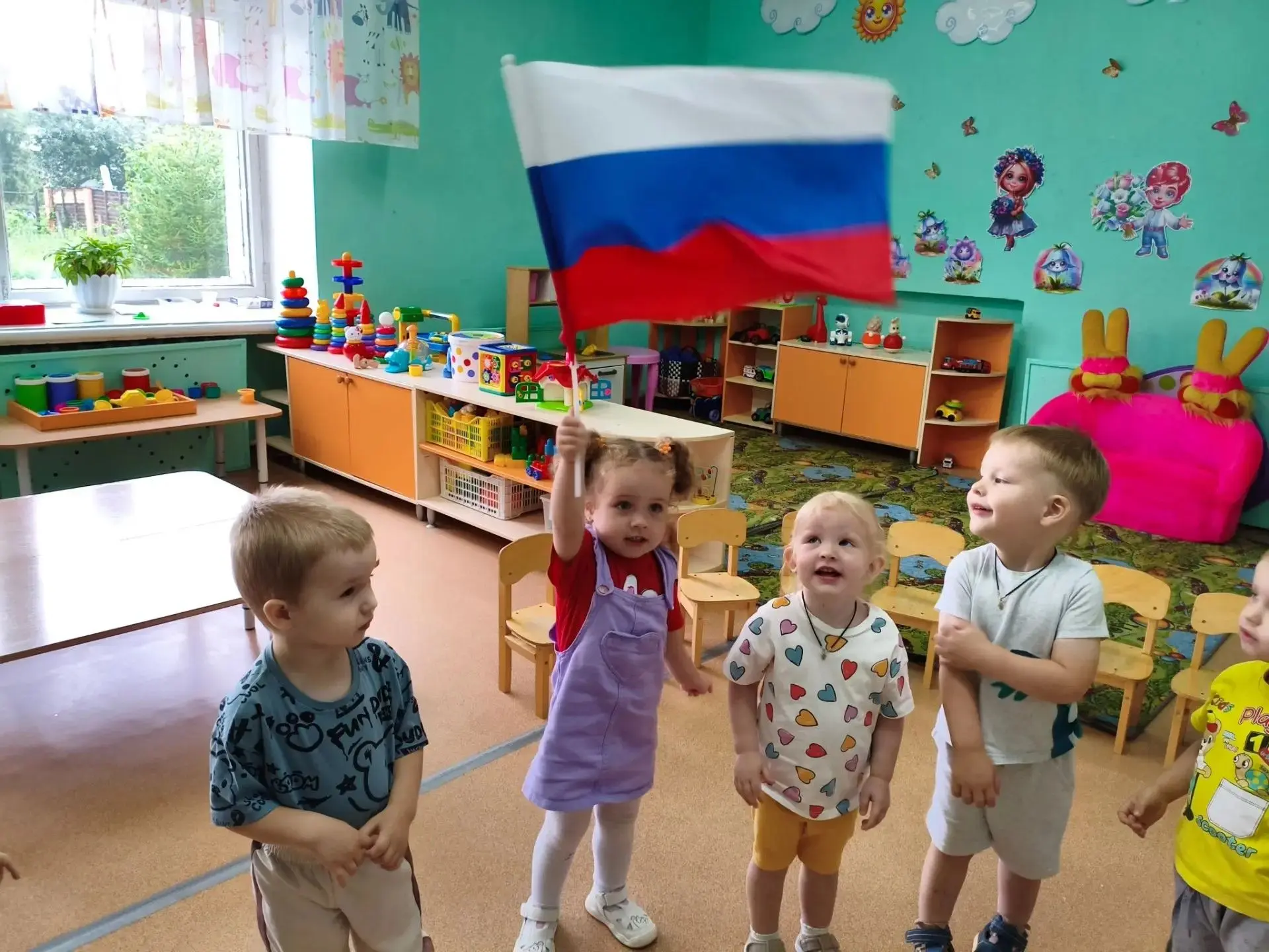 В преддверии Дня Государственного флага Российской Федерации, который ежегодно отмечает...
