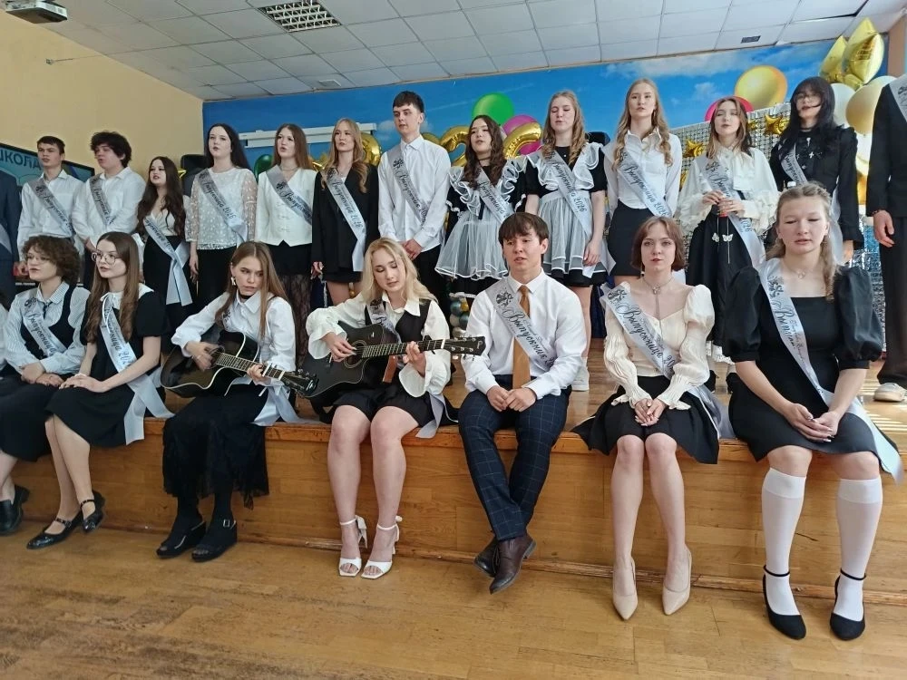 🔔В нашей школе прогремели последние звонки!