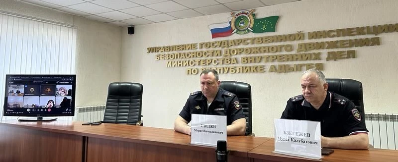 🏍В Адыгее руководство Госавтоинспекции, министерства образования и директора учебных з...
