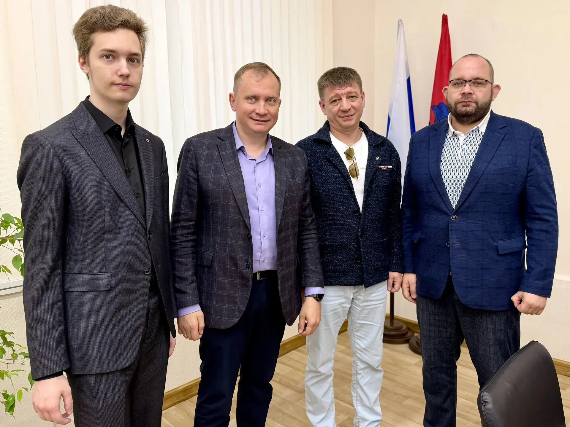 Администрация муниципального округа Северное Тушино, школа № 883 и благотворительный фо...