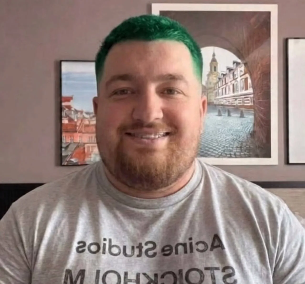 Влад покрасился 😱