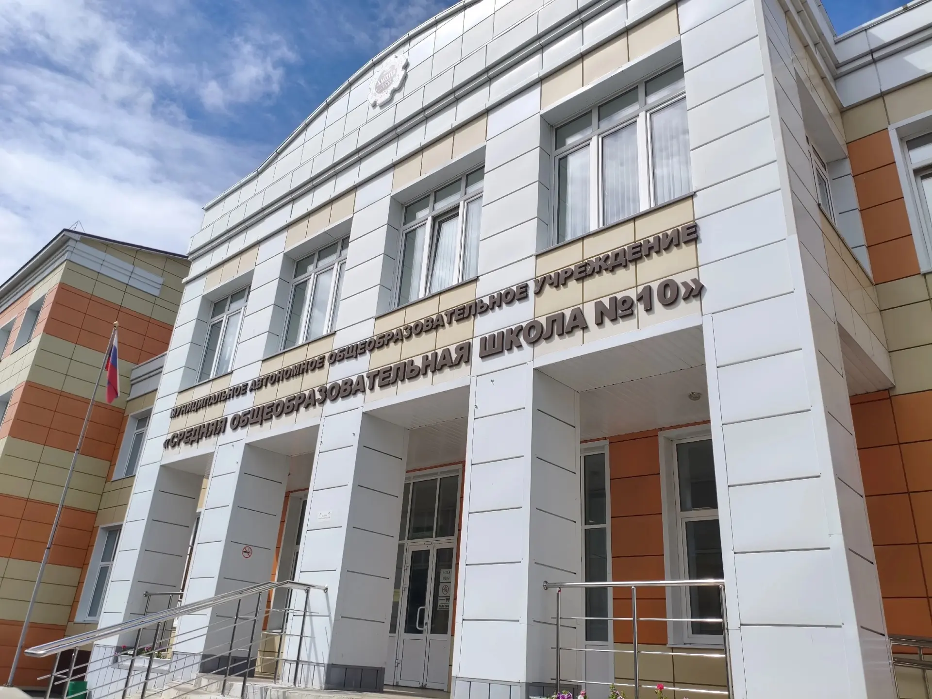🇷🇺📙Выпускники, выдыхайте! 

Финальный экзамен позади🥳 Сегодня 11-е классы сдали ЕГЭ по информати