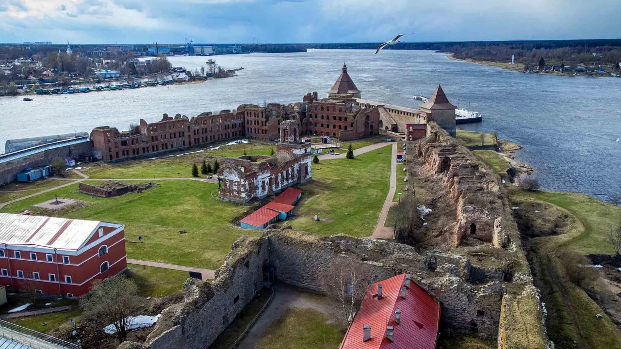 🏰Древние крепости России: форты, замки, башни и монастыри