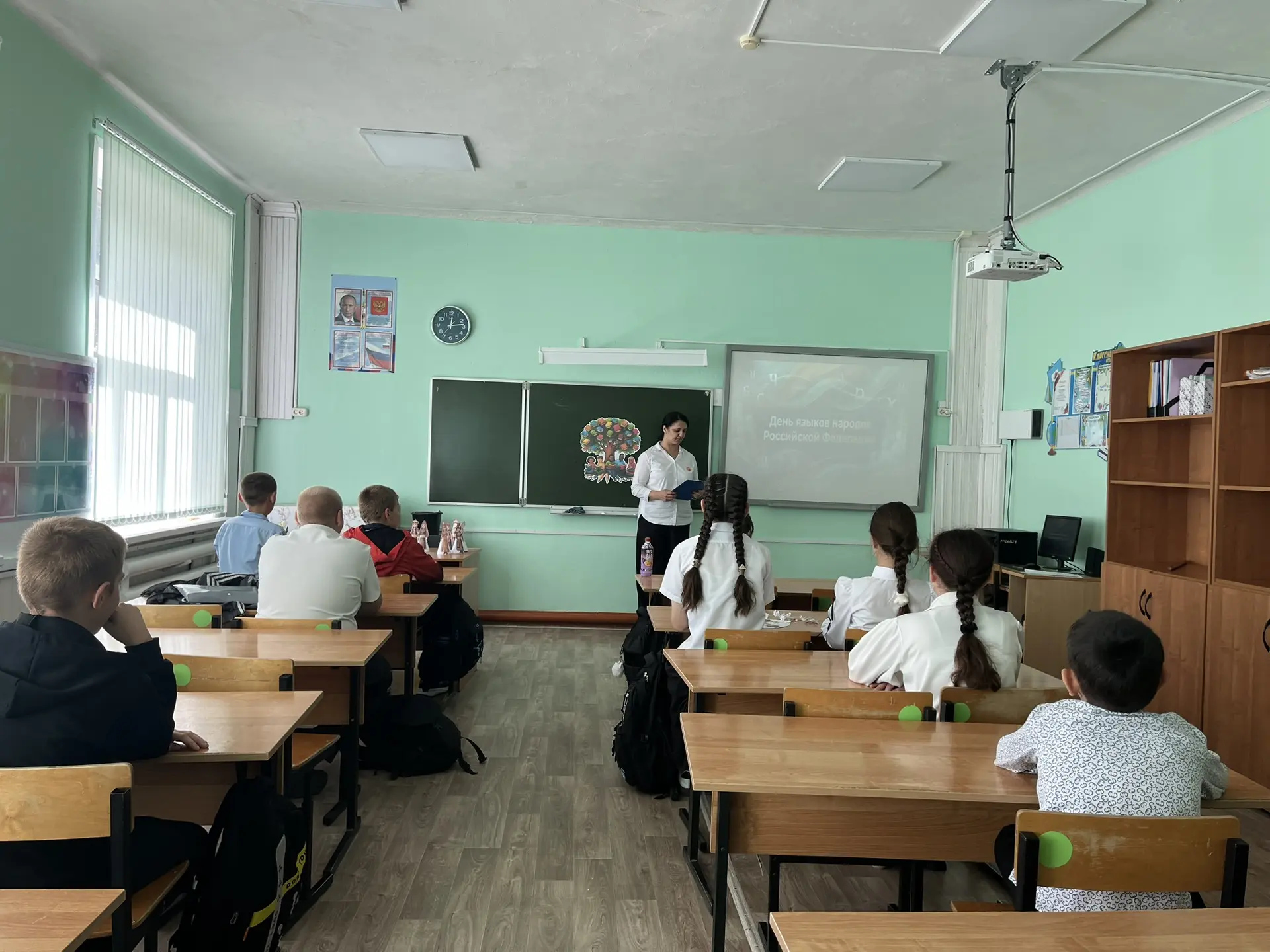 8 сентября, в Международный день грамотности и День языков народов Российской Федерации...