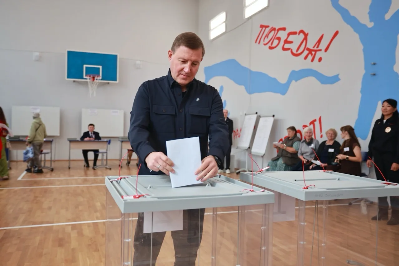 Андрей Турчак проголосовал на выборах депутатов Госдумы