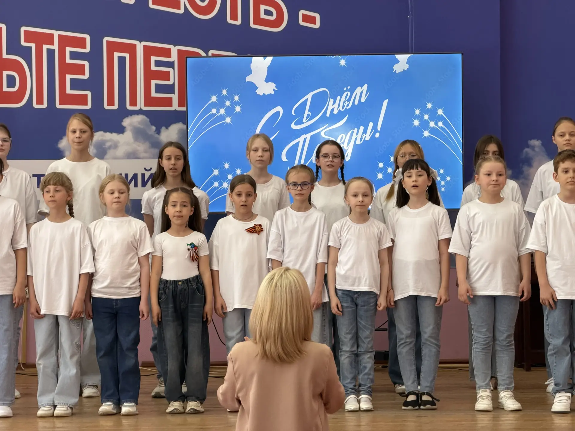 81 год Великой Победы: Память сквозь поколения в нашей школе 🕊️ Сегодня в стенах нашей школы прошел 