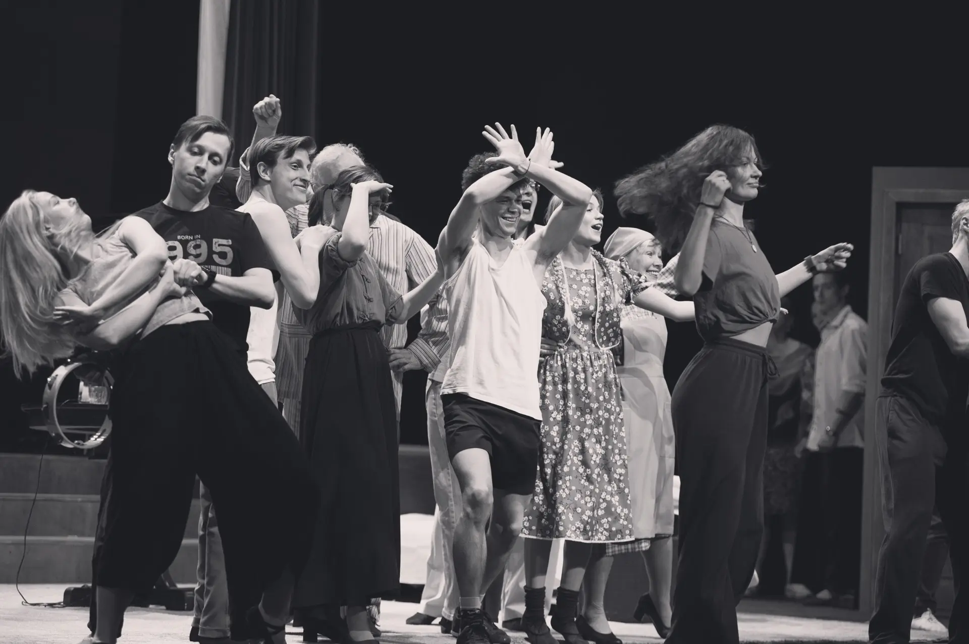 Финальные репетиции в самом разгаре — до премьеры остаётся всего 2 дня🎭

Режиссер Егор Витько: «Мне