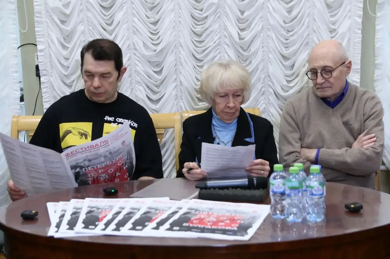 Сегодня в Театральной библиотеке прошел круглый стол «Магический реализм Булгакова в пр...