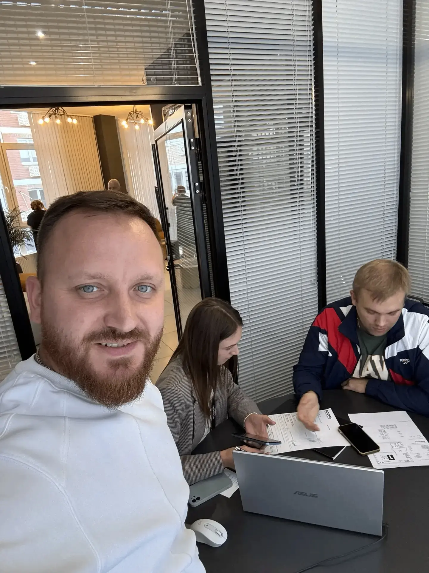 🏦 ⚠️ «Эта квартира заложена банку». Покупать или отказаться?
Звучит страшно, правда? 😳
Большинство