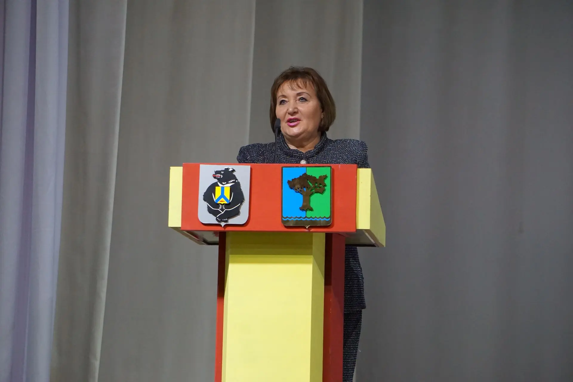 Поздравляем с юбилеем председателя Собрания депутатов Амурского муниципального района С...
