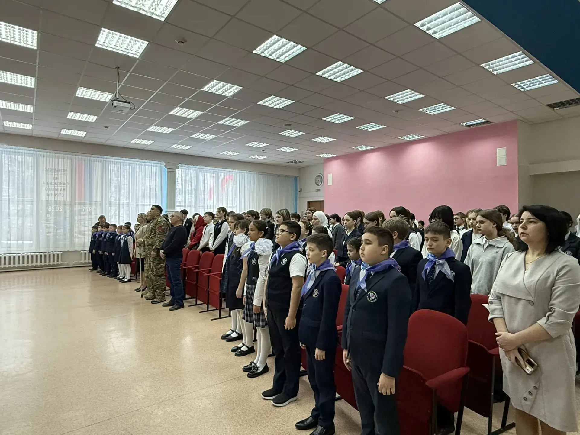 🕯 «Афганистан: память, которой не нужны сроки»  В нашей школе прошёл Урок мужества «Путь домой:возвр