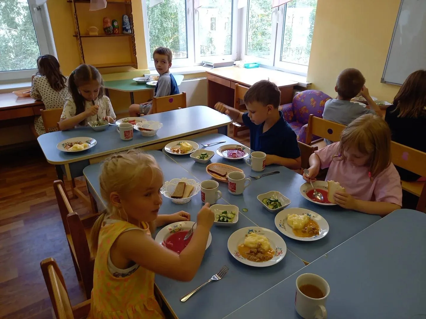 🥦 Летнее меню: рацион детей летом

🍎 Каждый родитель хочет, чтобы его ребёнок провёл лето с пользо