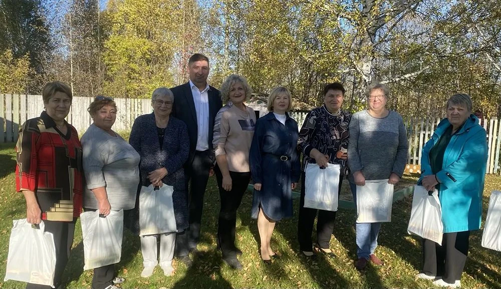 Праздник мудрости и золотые свадьбы в Крутом