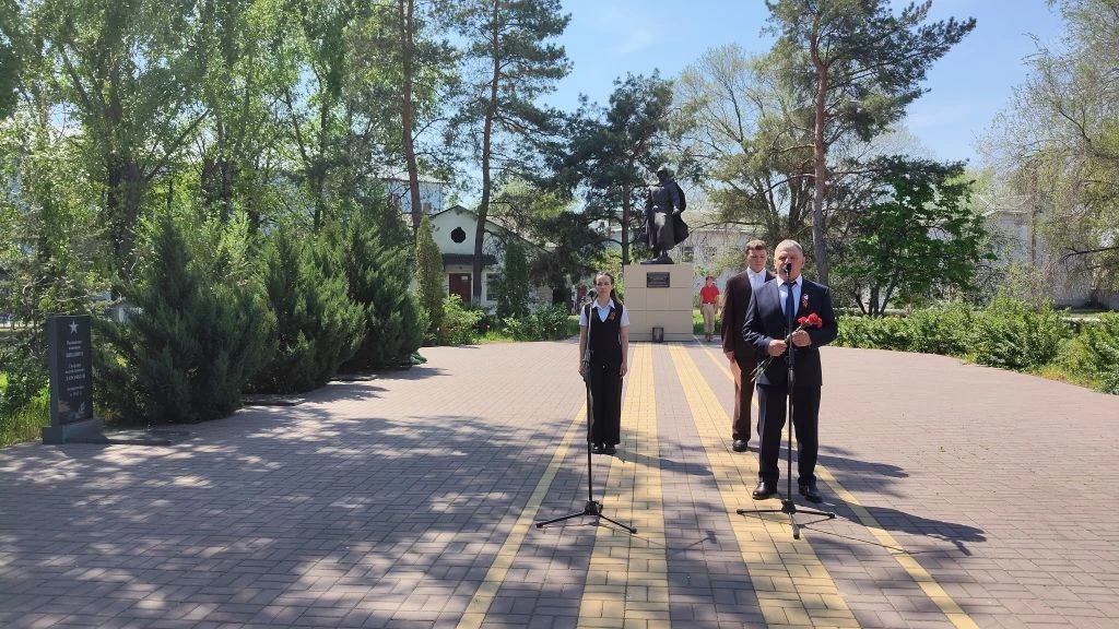 9 мая в МБОУ Калачеевская  гимназия № 1 им.Н.М.Дудецкого состоялся торжественный митинг, посвящённый