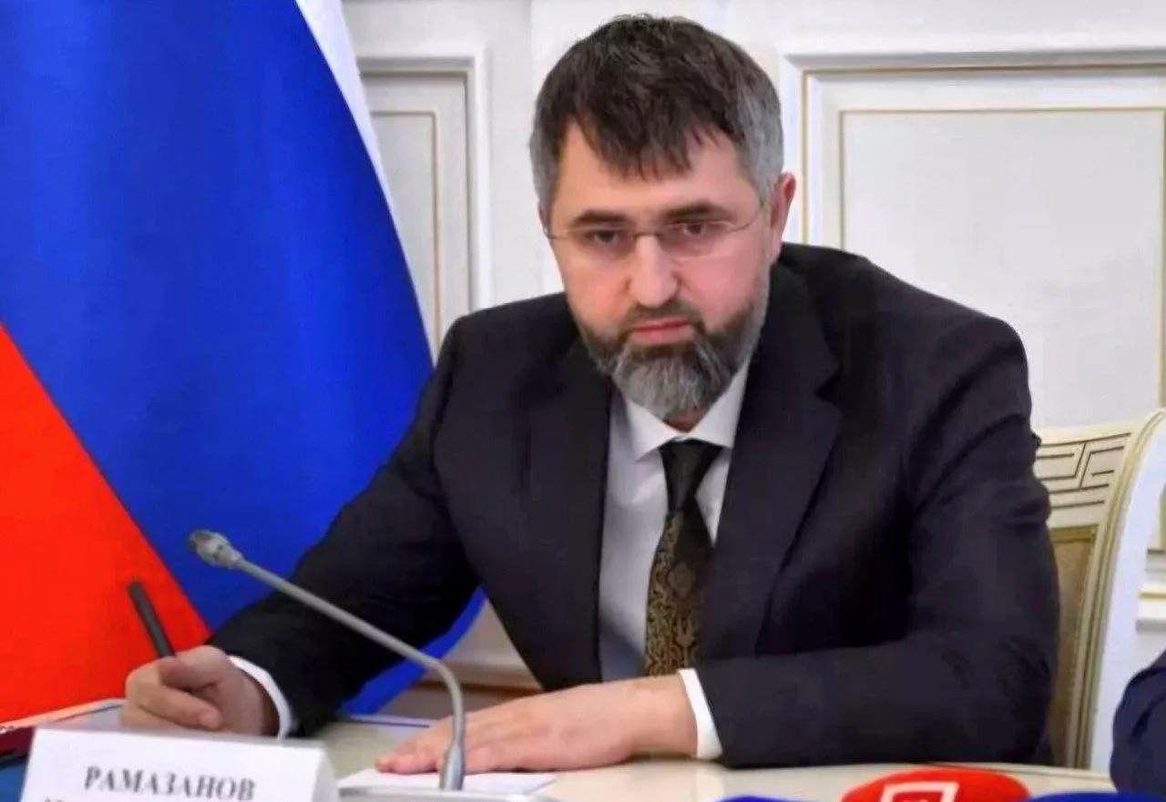 Сегодня день рождения отмечает Председатель Правительства Республики Дагестан Магомед Р...