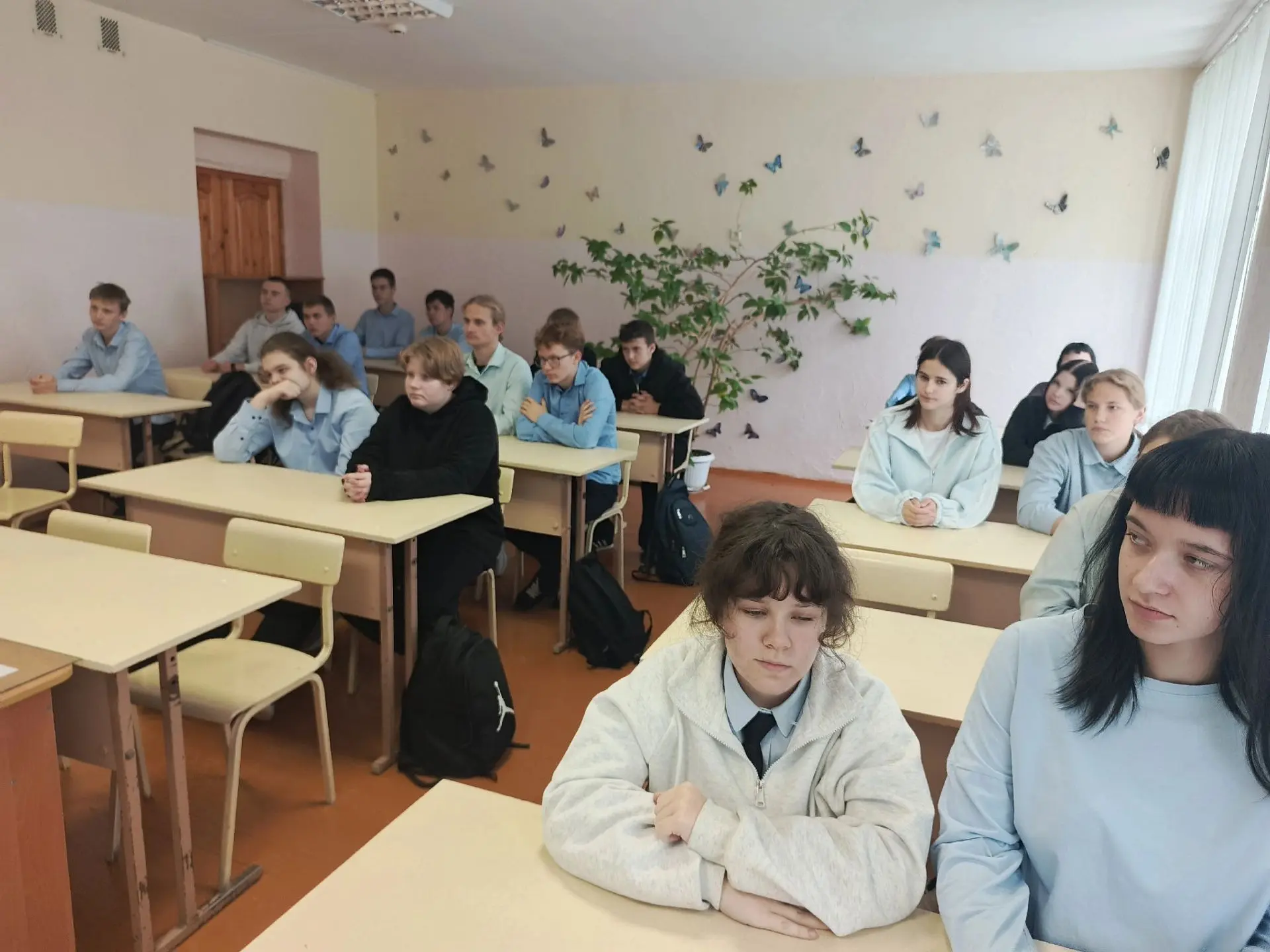 ✅Сегодня, в нашей школе состоялась встреча обучающихся 9-11 классов с военнослужащими п...