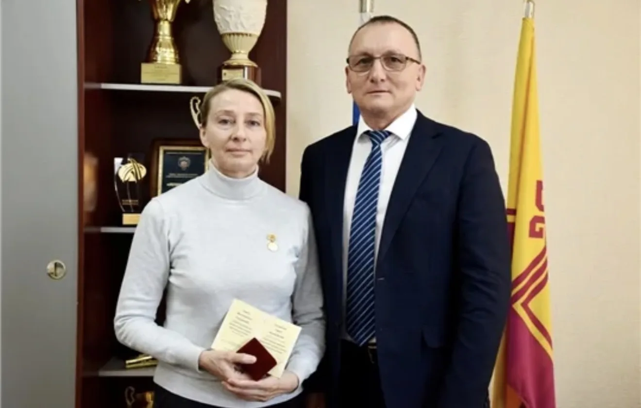 Поздравляем с днём рождения тренера по плаванию - СЕРЕДКИНУ Ларису Валентиновну