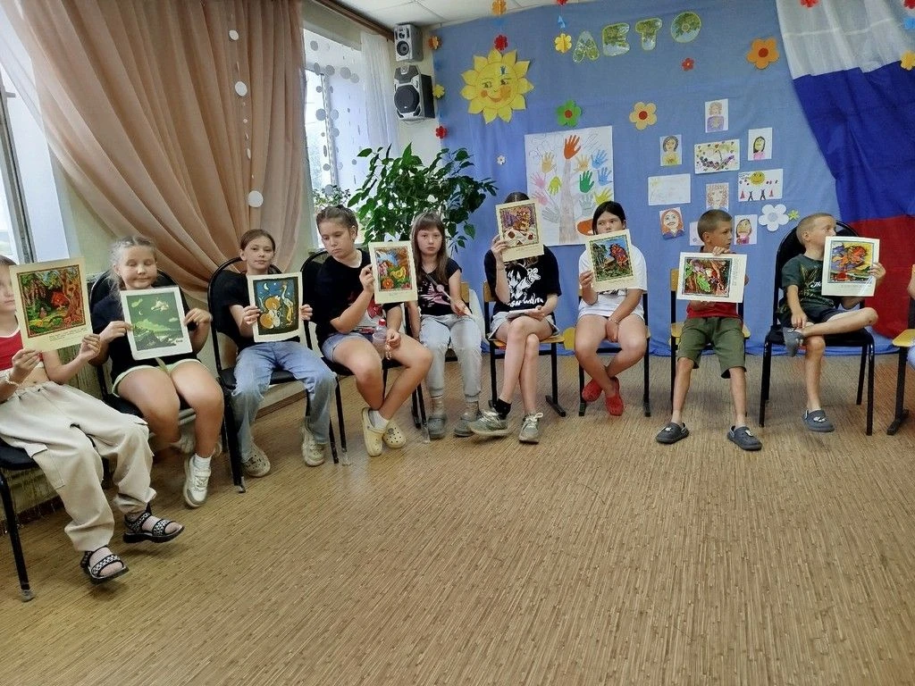 Зачем нужны сказки? Ответ на этот вопрос дети разновозрастного отряда при ОГБУ «Судиславский КЦСОН» 
