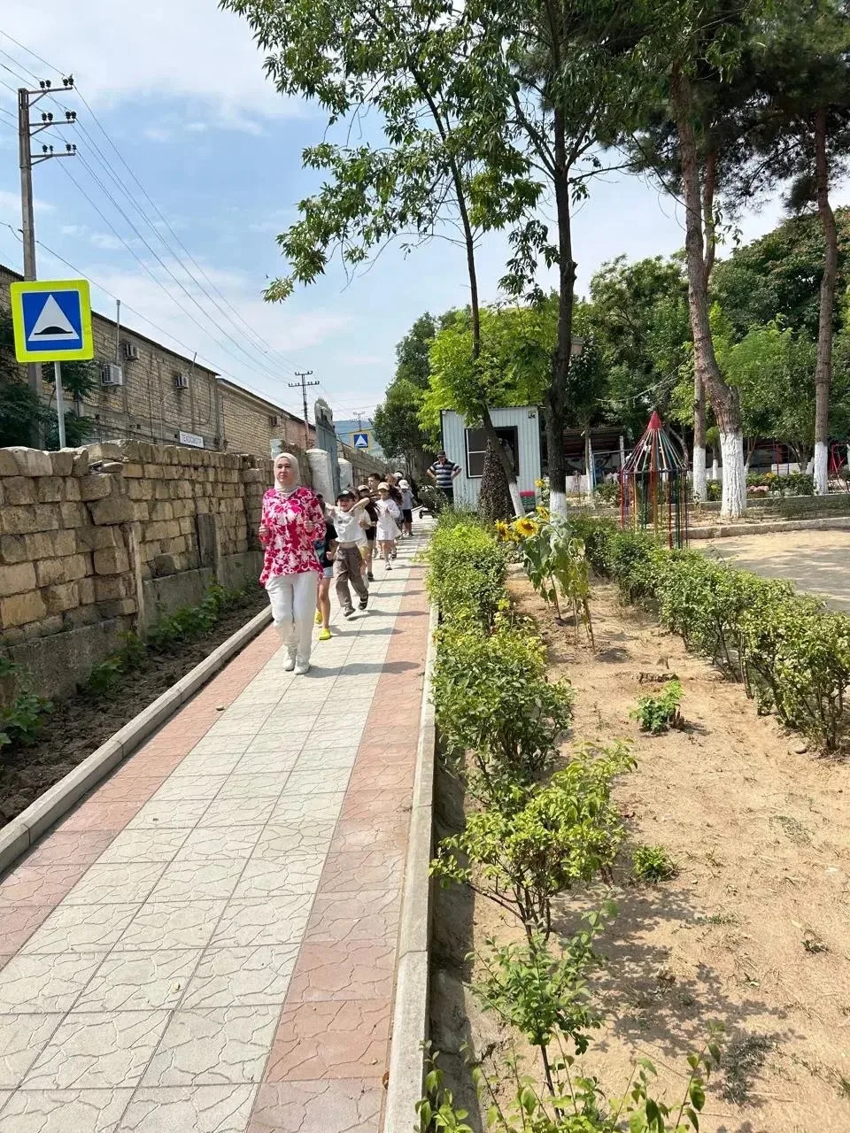 👫В здоровом теле - здоровый дух!
Сегодня наш детский сад превратился в настоящую страну спорта и ре