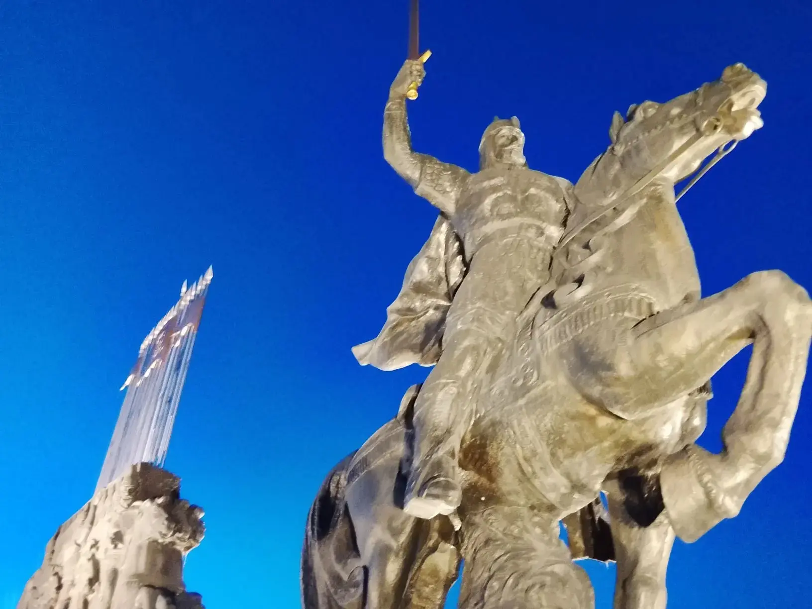 Друзья, хотим поделиться важной новостью! Наш педагог дополнительного образования, Нестеров Григорий