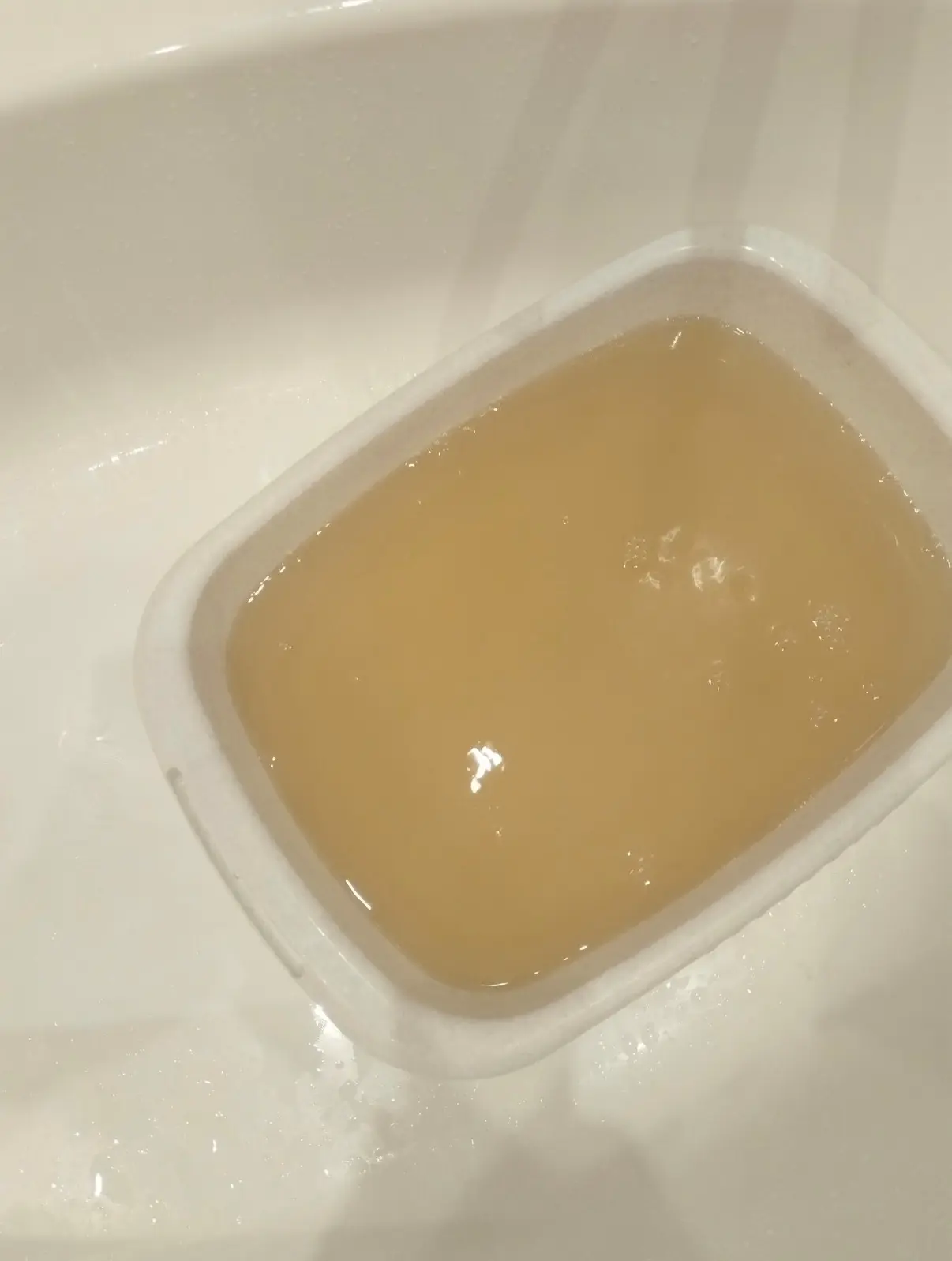 Вода из крана по ул. Чернышевского 2-а

ЧС Тюмень