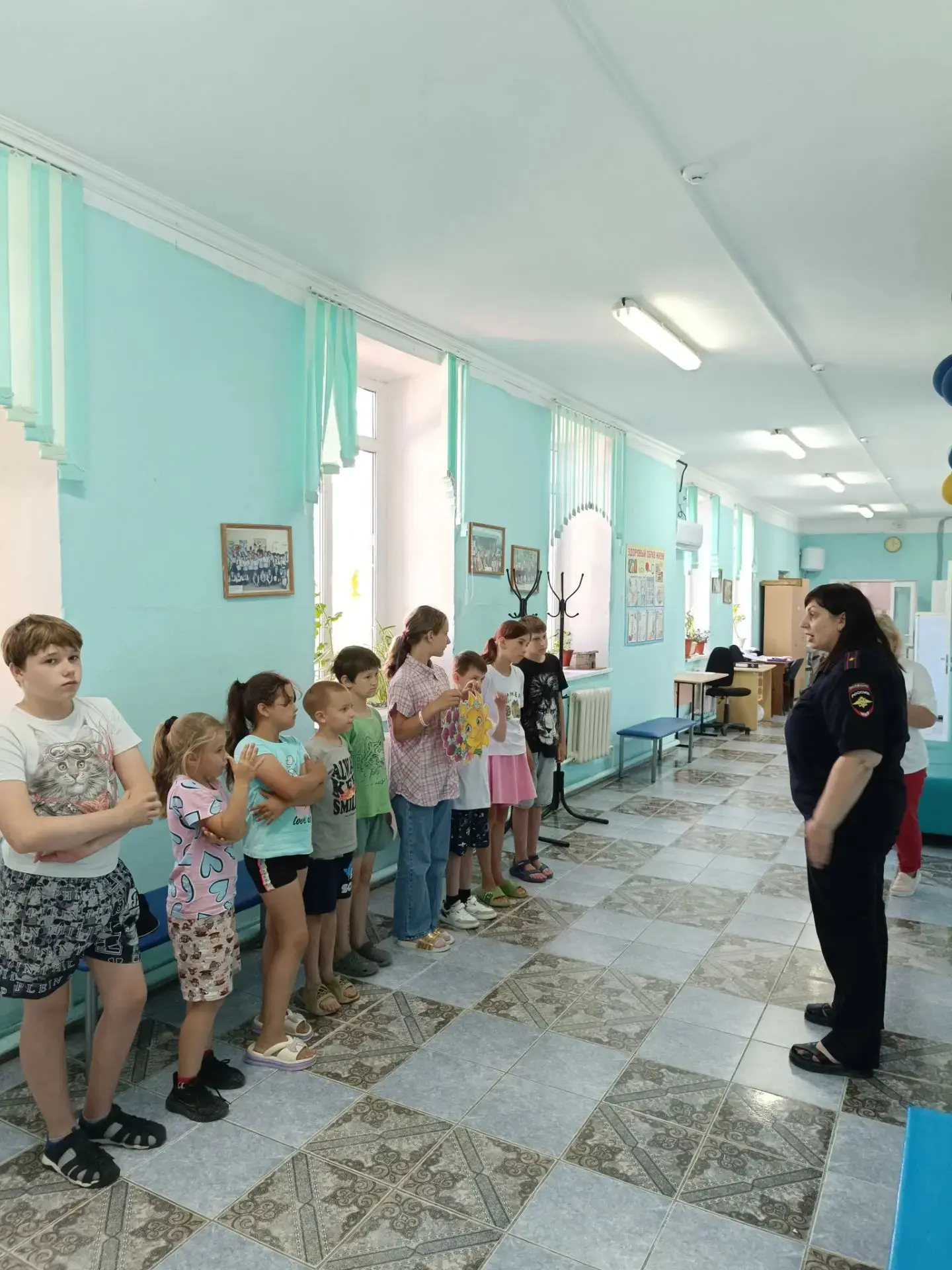 🚔 Встреча с инспектором ОДН Ермолаевой О.С.: «Сумей сказать "Нет"!».

В нашем школьном лагере прошл