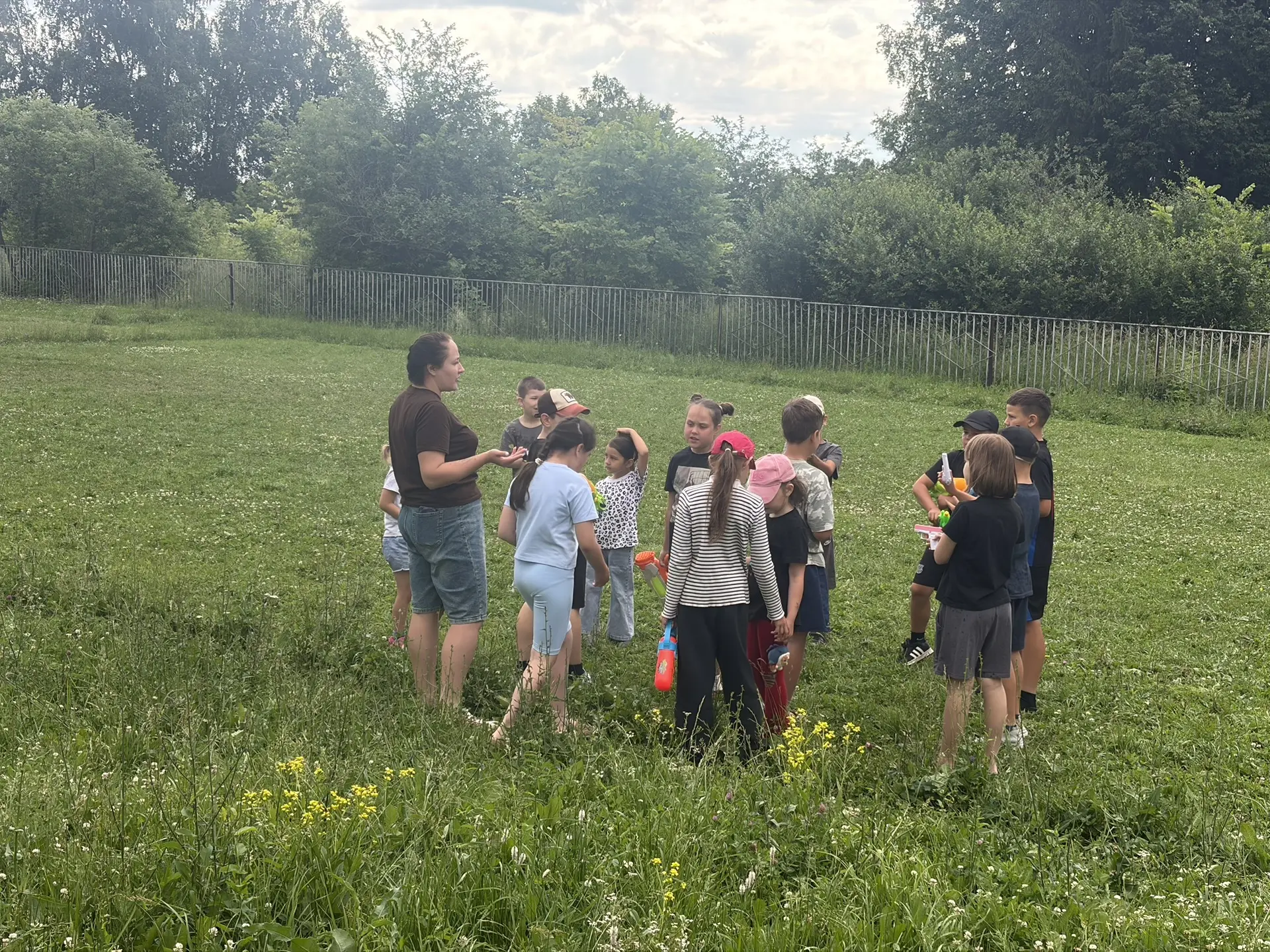 В нашем лагере прошёл весёлый летний праздник - День Нептуна.  

☀️Хороша погода + прекрасное настро