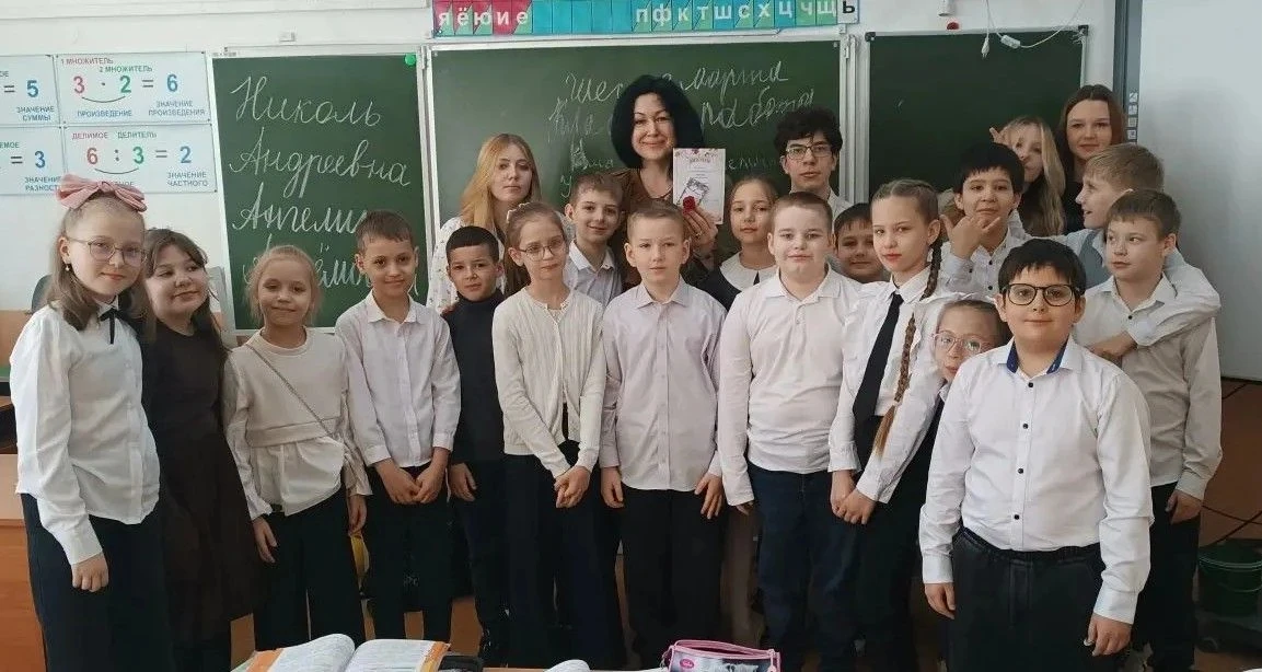 Всю неделю активисты Движения Первых под руководством куратора Елены Мицкене готовились к Международ