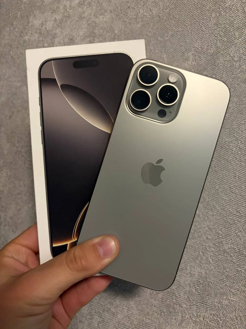 iPhone 16 pro max 256gb