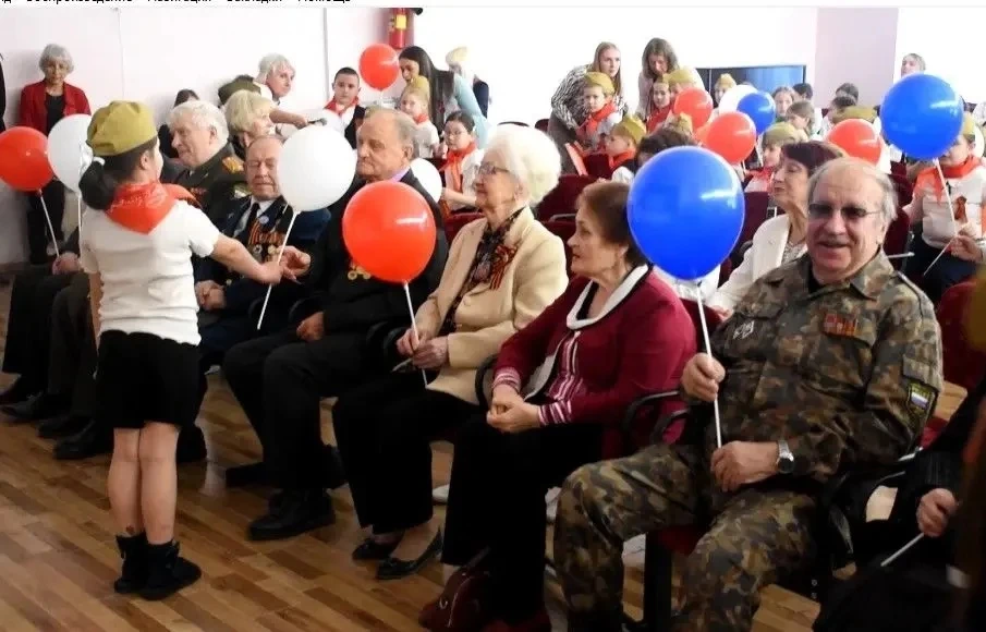 ❤️ Маленькие сердца с большой благодарностью: концерт к 9 Мая в начальной школе  В преддверии 9 Мая 
