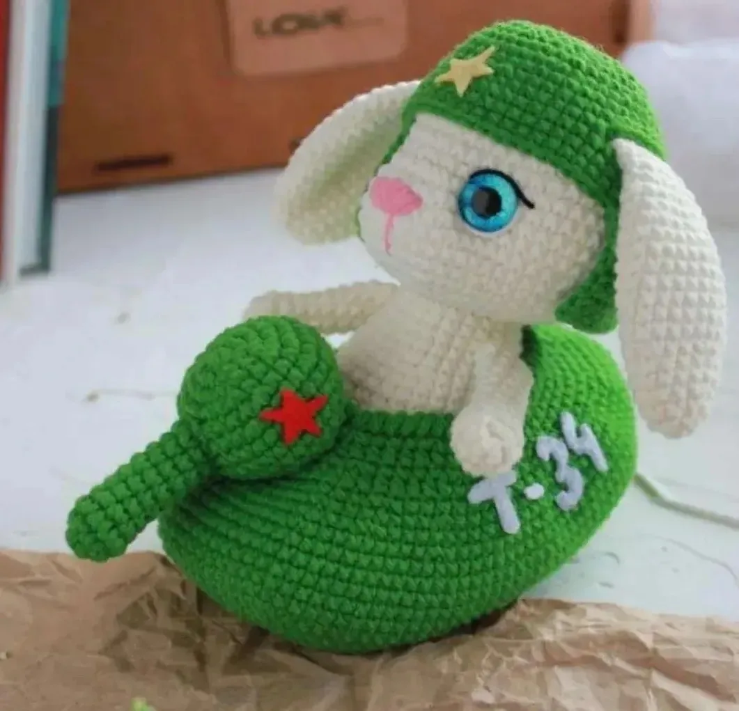 Зайчик танкист