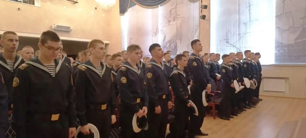 🕯️ На первой площадке Морской технической академии имени адмирала Д.Н.Сенявина прошла ...