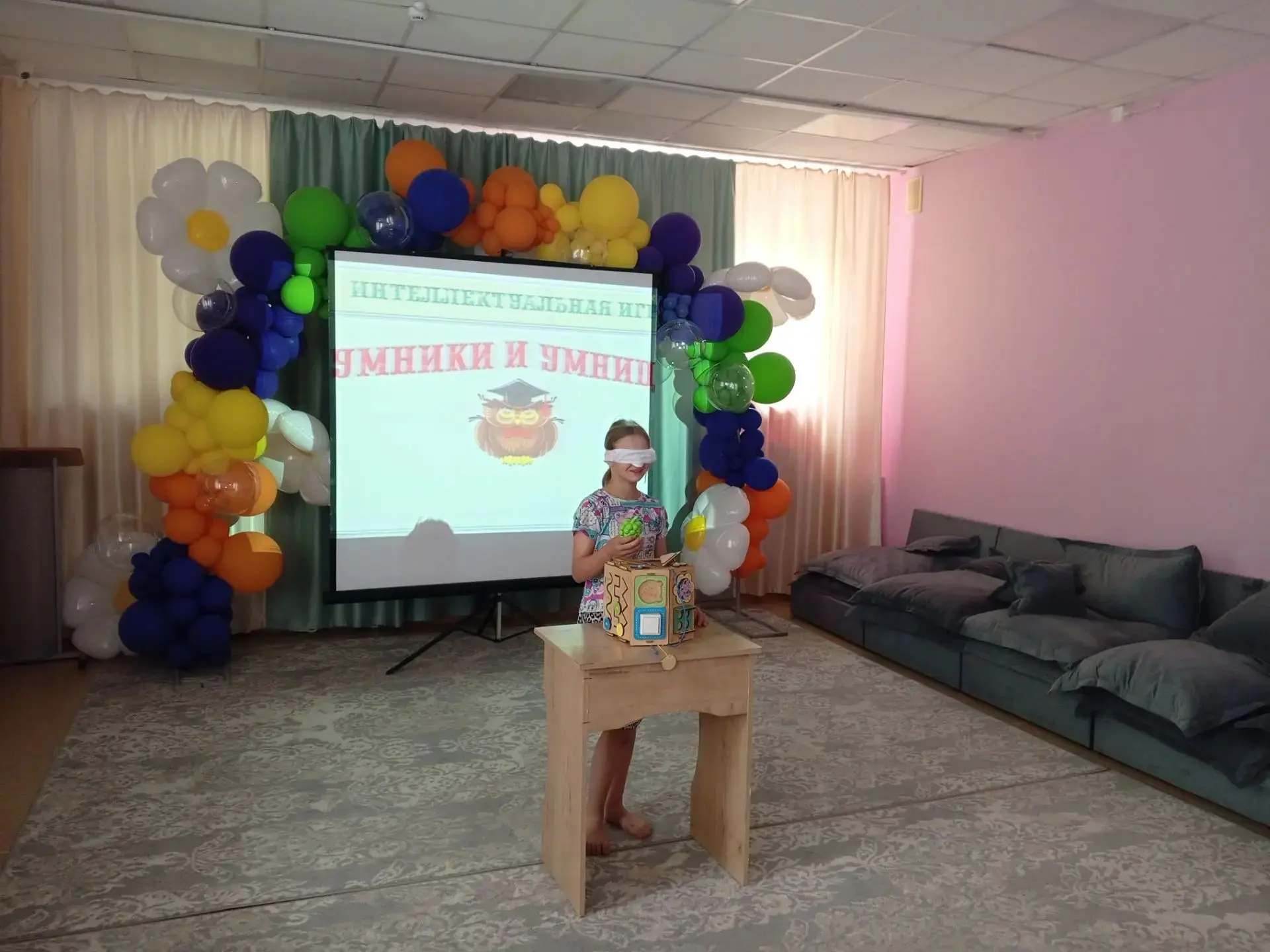 🎓 Игра «Умники и умницы»!

Мы стали свидетелями настоящего интеллектуального сражения. 

Этот турни