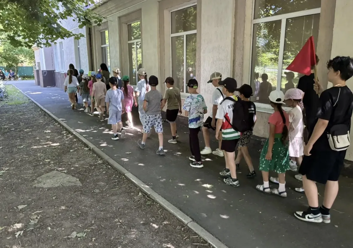 📚🤝 День друзей в библиотеке

Сегодня воспитанники нашего пришкольного лагеря посетили библиотеку, 