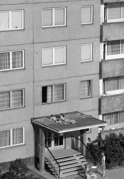 Двopoвoй сοлярий, 1980-e.